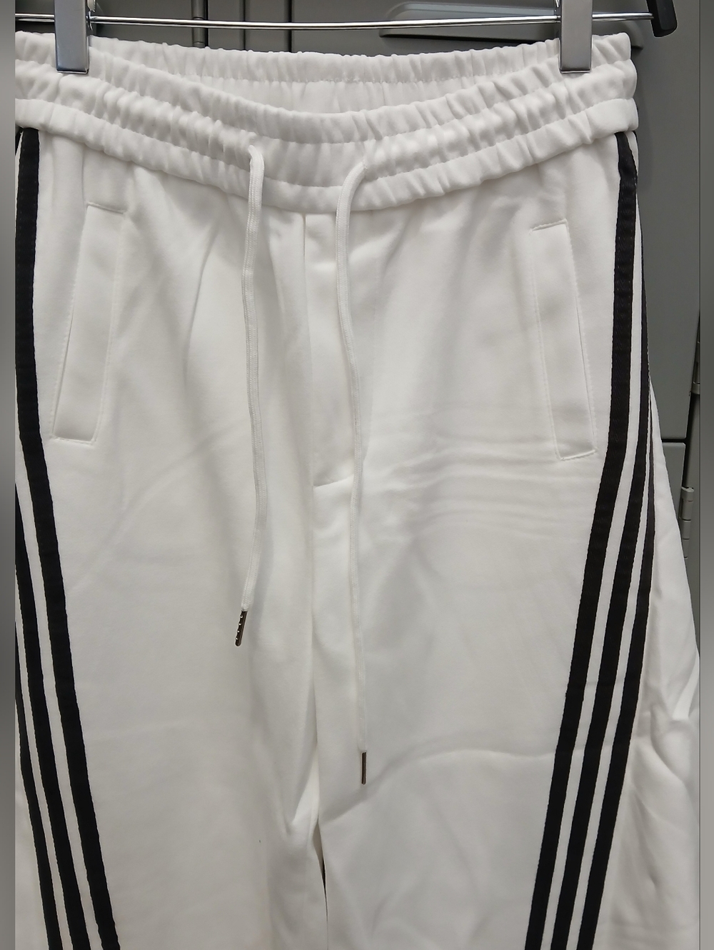 New! Flooo Loose Wide Leg Striped White W/Black Barrel Sweats Size M - Picture 4 of 8